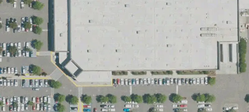 Shopping Center Retail Space