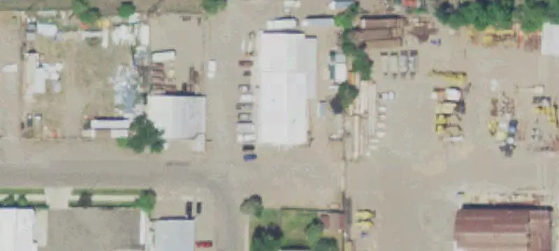 Mixed-Use Building with Warehouse Areas