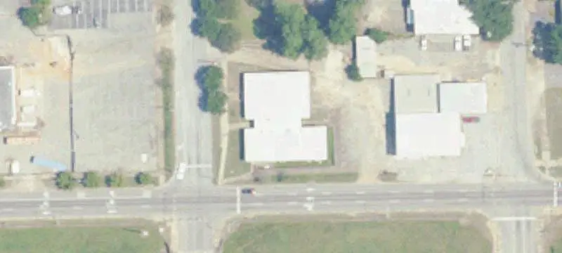 Mixed-Use Building with Highway Exposure