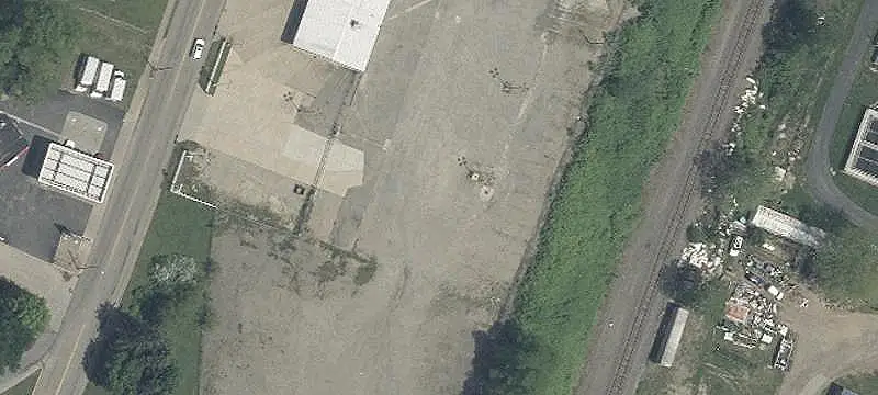 Flex Space with Laydown Yard