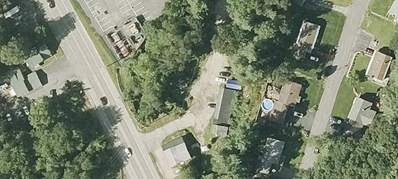 13-Unit Cabin-Style Apartment Property
