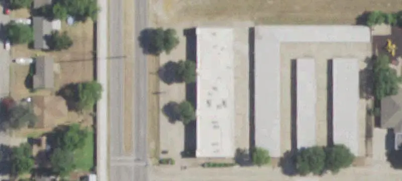 End-Unit Storefront