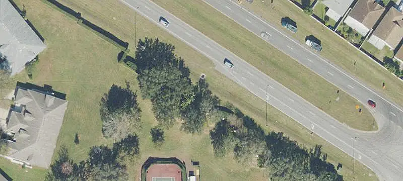 Multi-Tenant Strip Mall