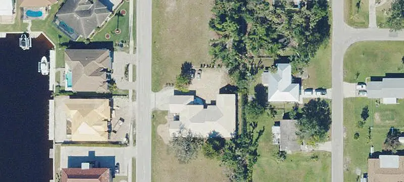 Renovated Single-Story Triplex