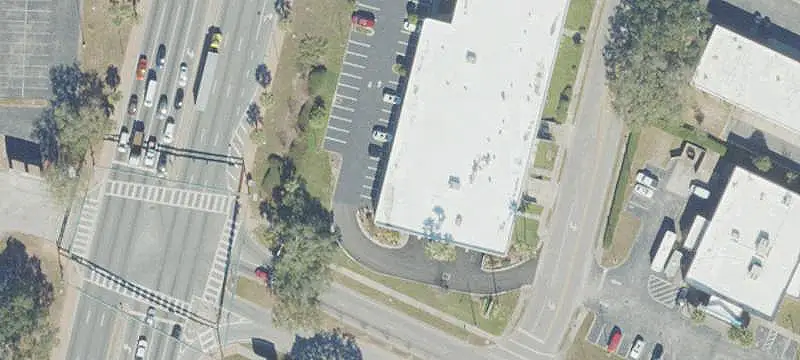 Avenue Shoppes Shopping Center