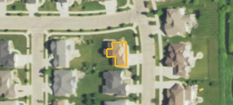 Lots & Acreage / City