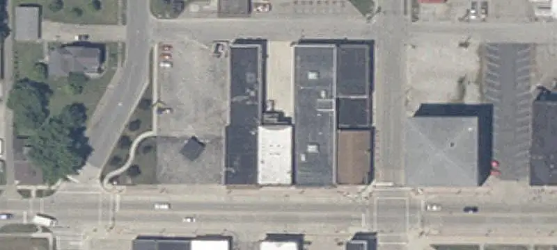 Downtown Retail Space with Two Entrances