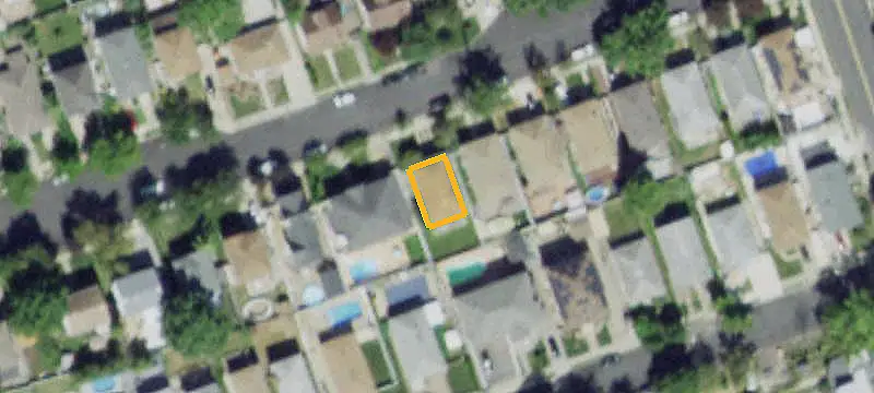 Detached Brick Duplex with Garage