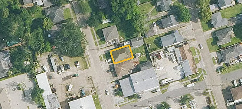 Commercially Zoned Triplex