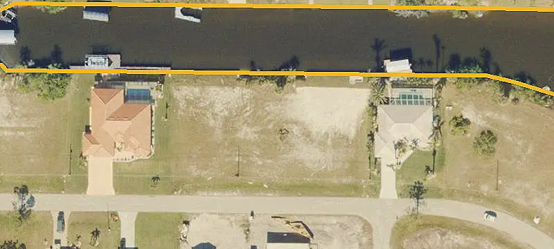 3305 NW 17th Lane, Cape Coral, FL 33993