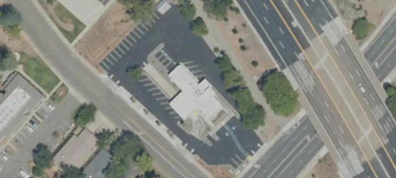Drive-Through Restaurant Building