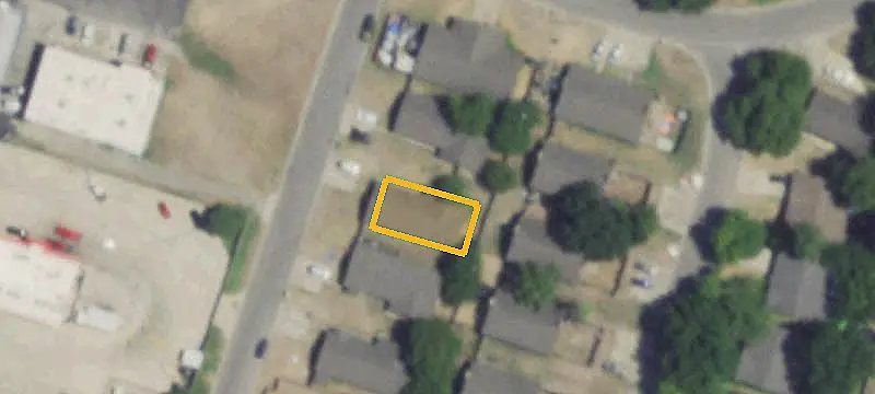Duplex with 2024 Roof
