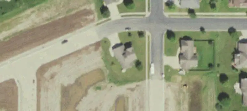 Lots & Acreage / City