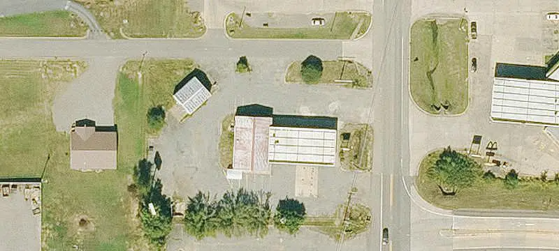 Drive-Through Restaurant Building