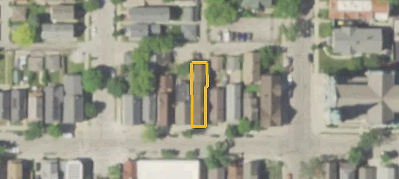 6-Unit Apartment Building