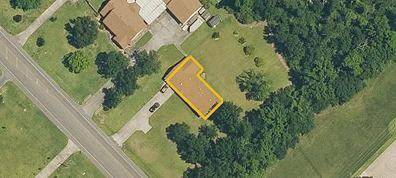 Waterfront Land with Extensive Frontage