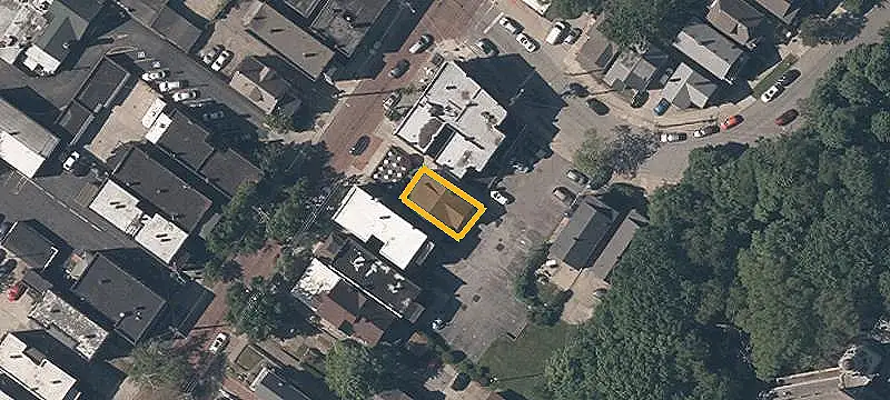 Multi-Address Retail Space