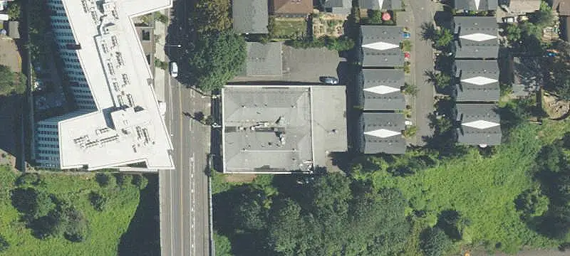 Multi-Tenant Flex Building
