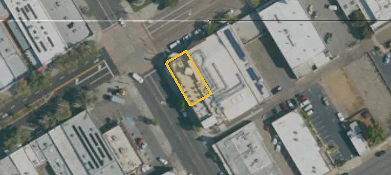 Multi-Tenant Corner Retail Space