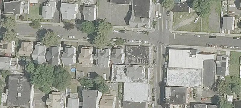 Two-Unit Duplex with Washer Hookups