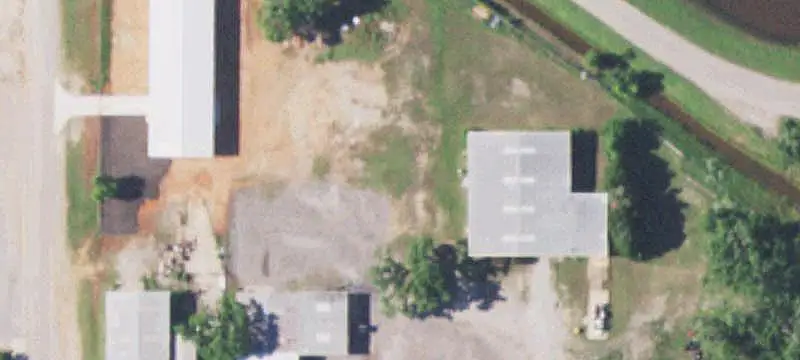Fenced Flex Space with Two Buildings