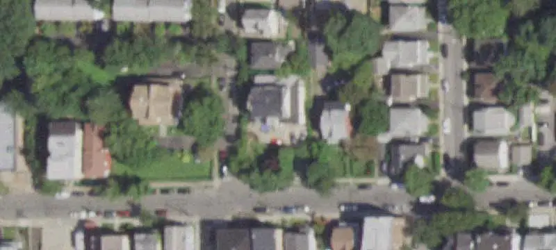 6-Unit Three-Story Apartment Building