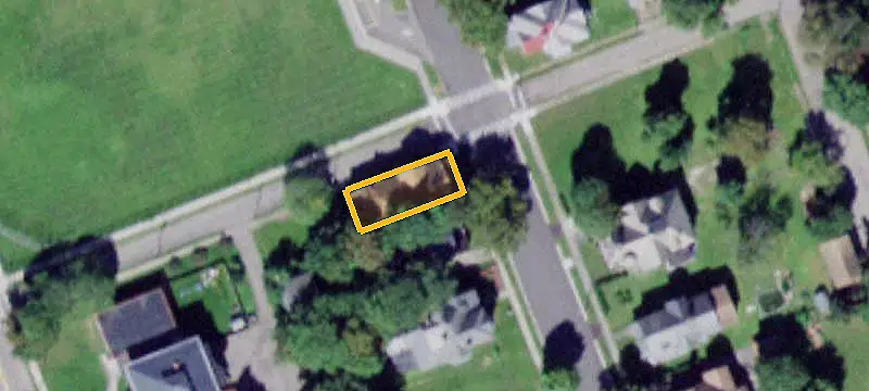 10-Unit Apartment Building