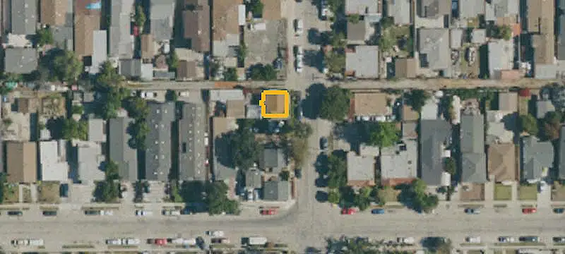 LAR2-Zoned Land Lot
