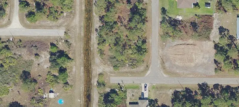 4601 Laura Avenue North, Lehigh Acres, FL 33971