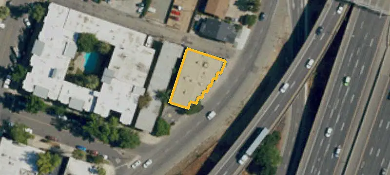 Renovated Four-Unit Mixed-Use Building