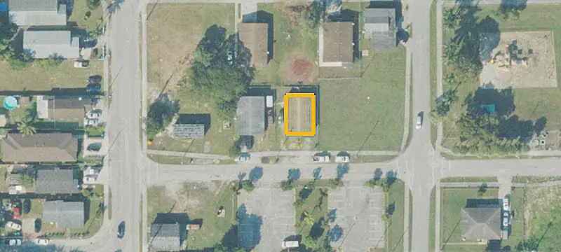 4-Unit Quadplex Property