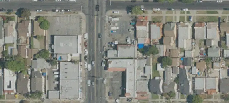 Auto Shop with Garage Doors