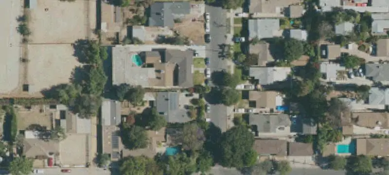 8-Unit Apartment Building