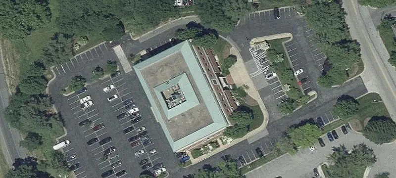 Four-Story Office Units