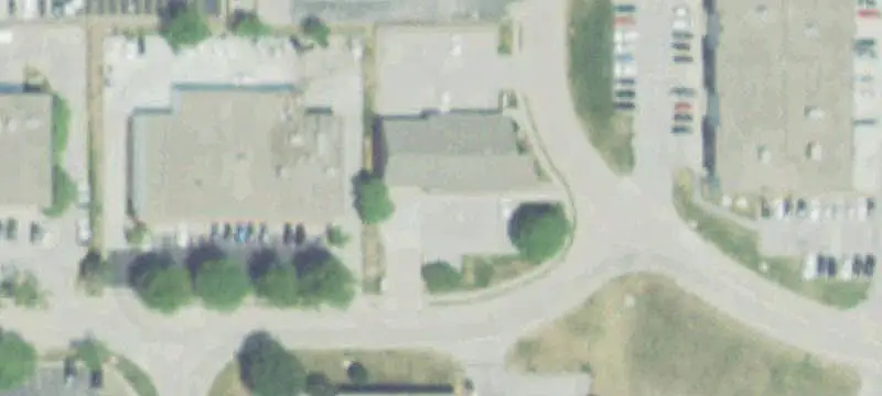 Single-Tenant Office Building