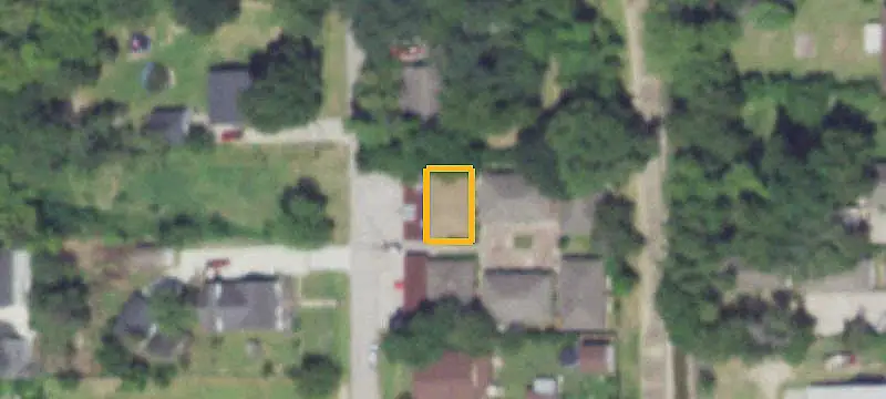 12-Unit Apartment Building