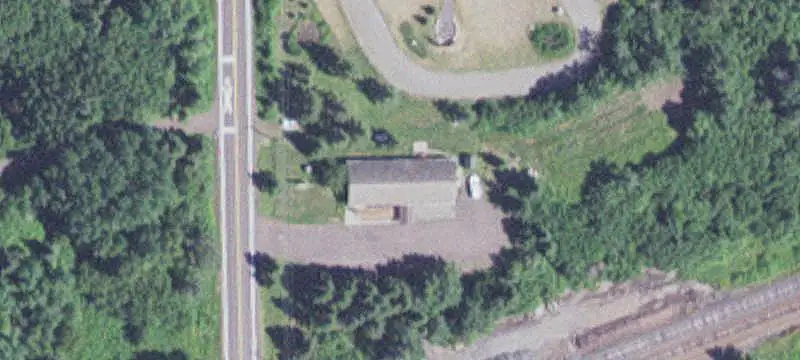 Log-Construction Mixed-Use Property
