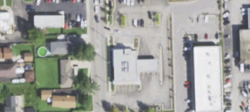 Single-Tenant Bank With Drive-Through