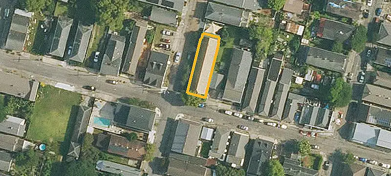 Corner-Lot Fourplex