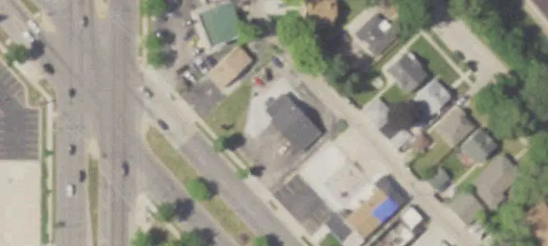 Freestanding Three-Bay Auto Shop
