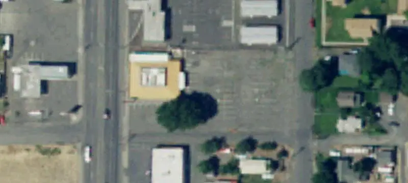 Restaurant Building with Parking