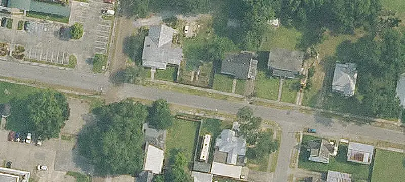 Renovated Two-Story Live-Work Space