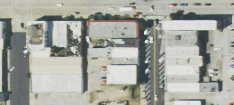 Storefront Property with Kitchen