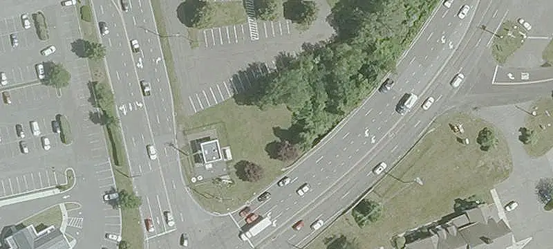 Signalized Commercial Land