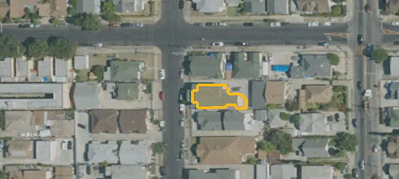 Renovated Fourplex with On-Site Parking