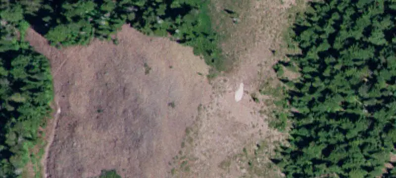 Land / Vacant Lot < 1 Acre