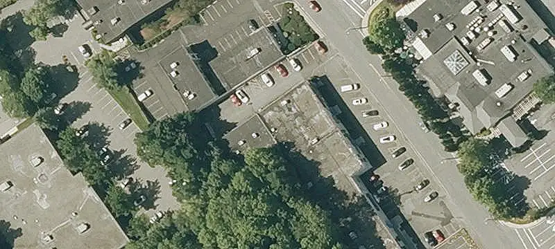 Multi-Tenant Retail Center