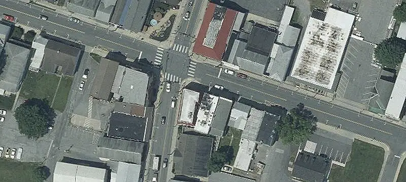 Downtown Flex Space with Vaulted Ceilings