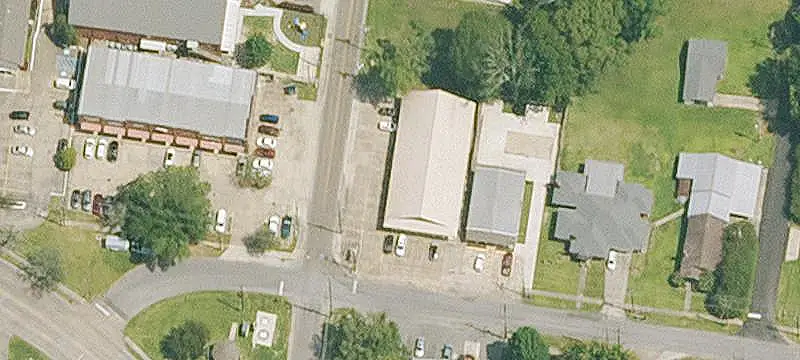 4-Tenant Office Building