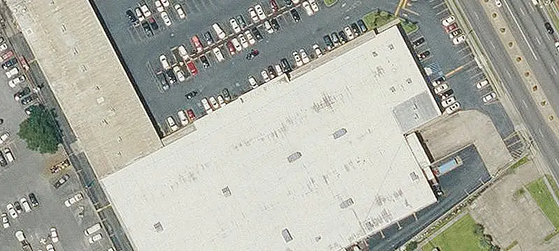 Endcap Retail Space